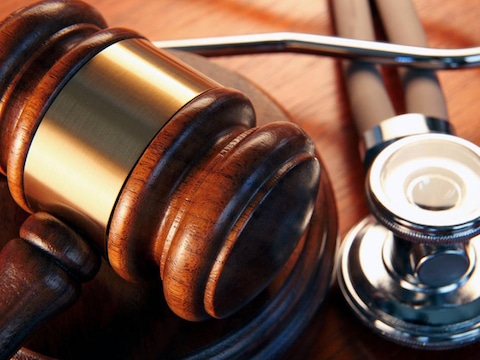 Gavel and stethoscope for a Pediatric Malpractice attorney